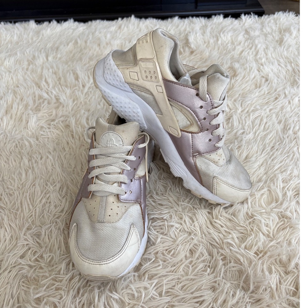 Nike Huarache Run GS Youth Cream White Rose Gold Sneakers Shoes‎ Size 7Y